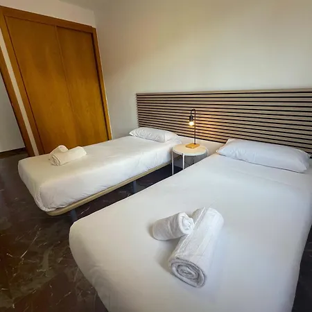 El Pilar 3000 Apartment *