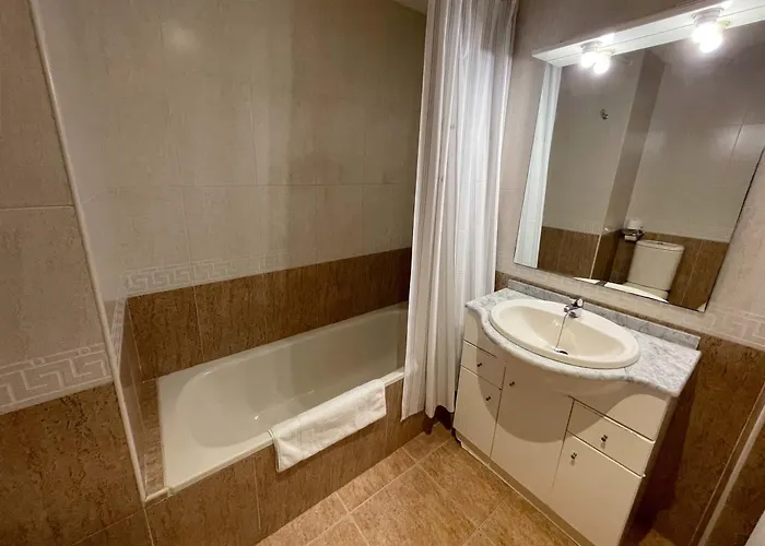 Apartment El Pilar 3000 *